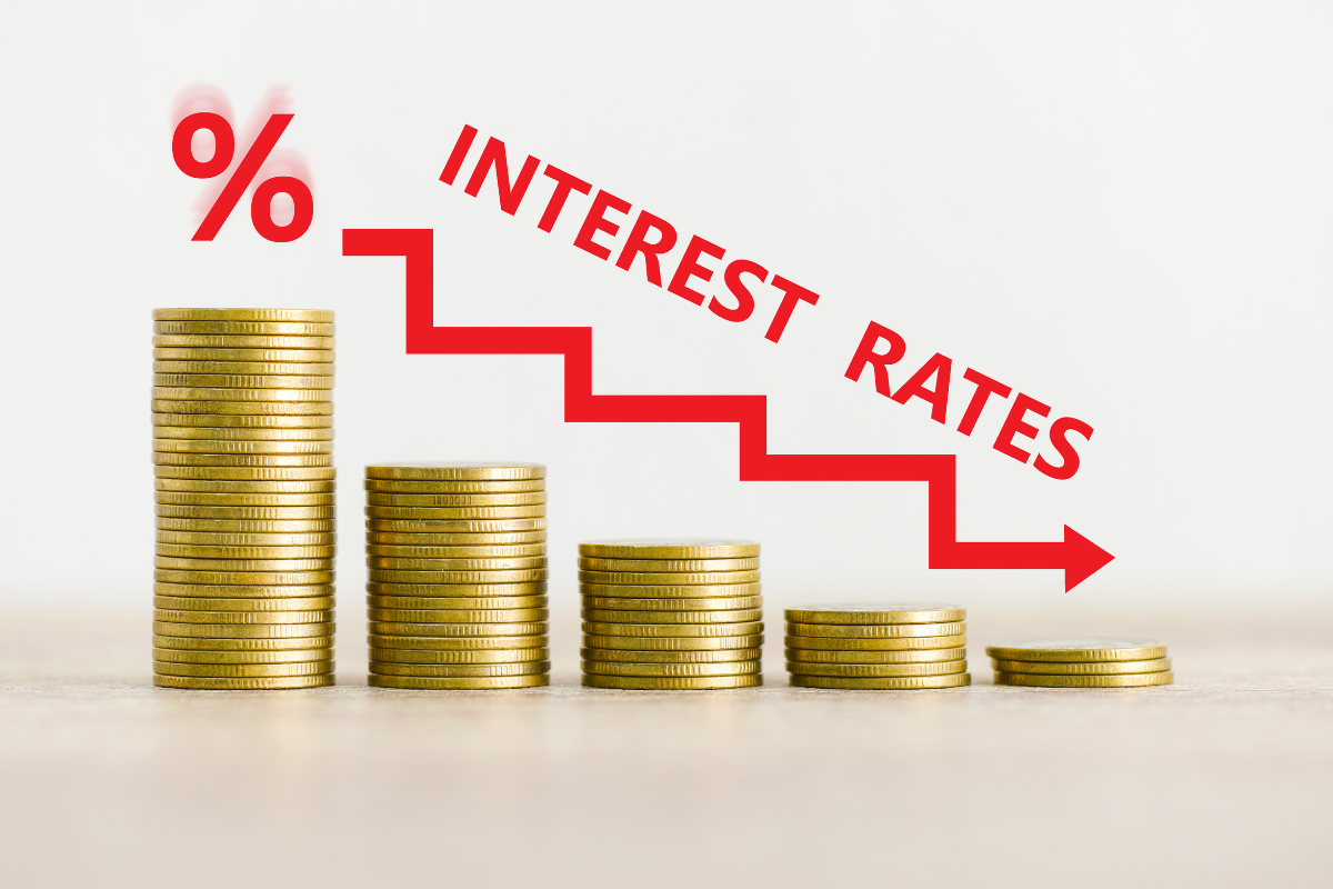 What's Effective Interest Rate (EIR) in Personal Loans in Singapore & How Do You Calculate It?